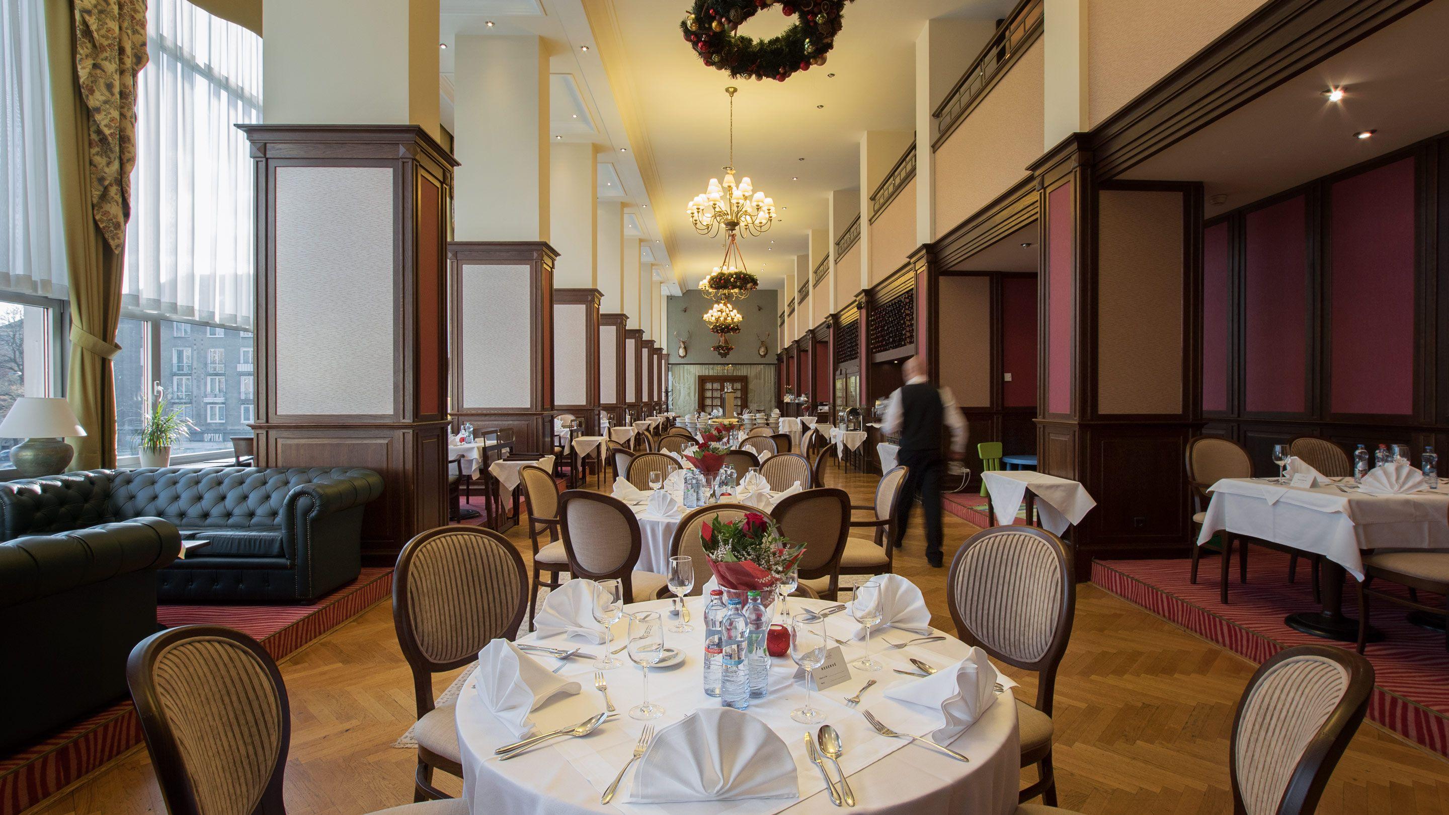 Apollo Hotel Bratislava Exterior photo