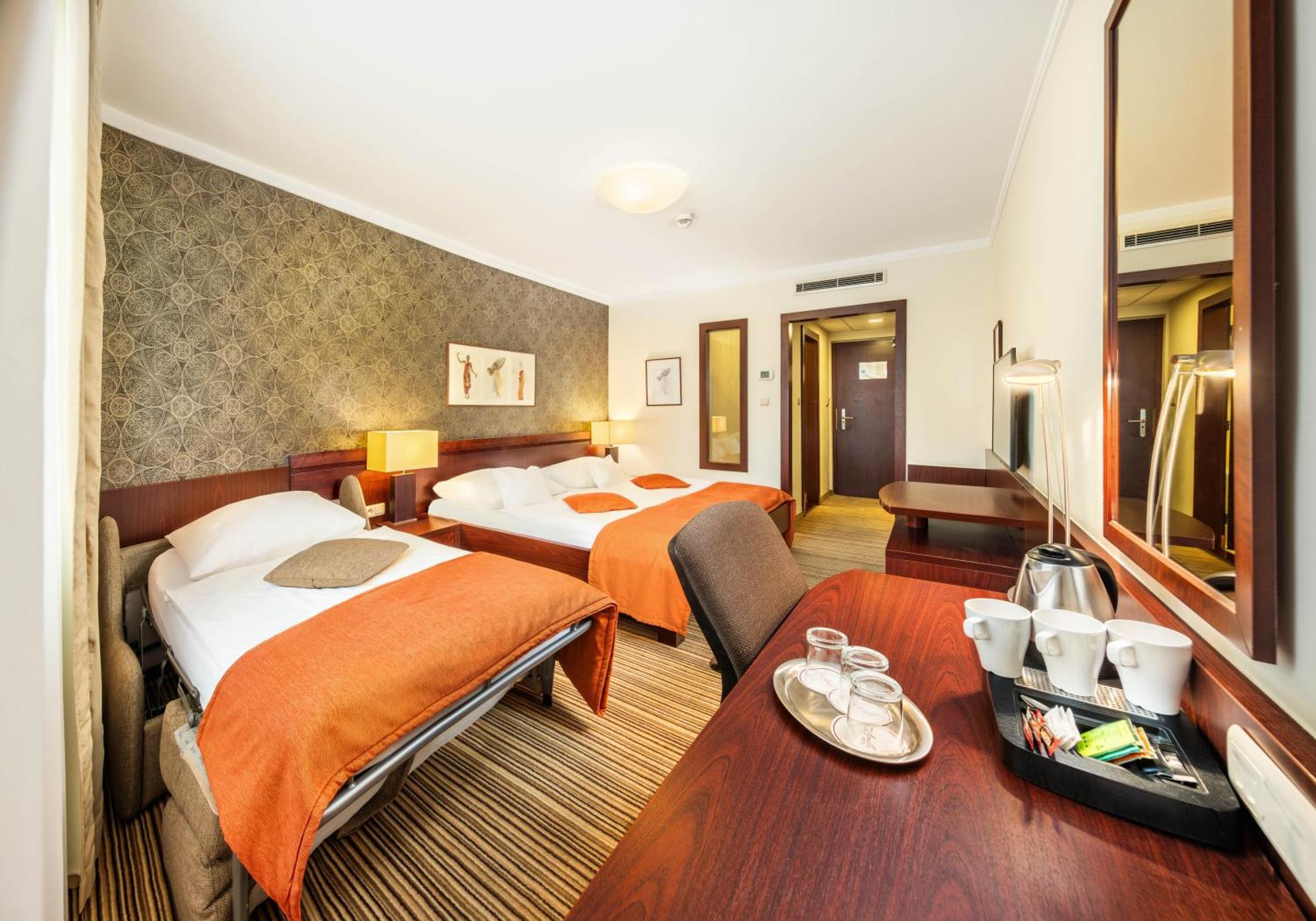 Apollo Hotel Bratislava Exterior photo